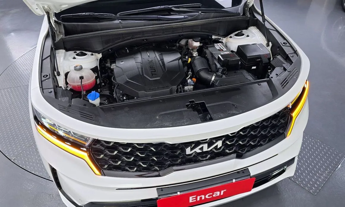 Kia Sorento — фото 10