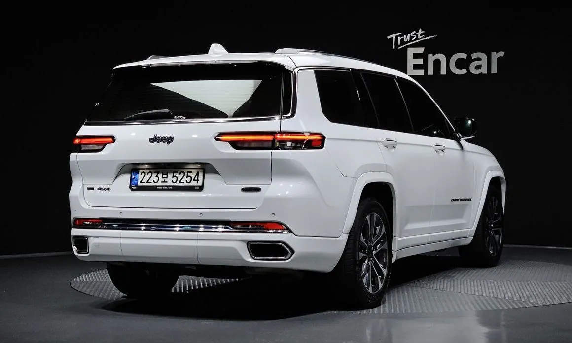 Jeep Cherokee — фото 4