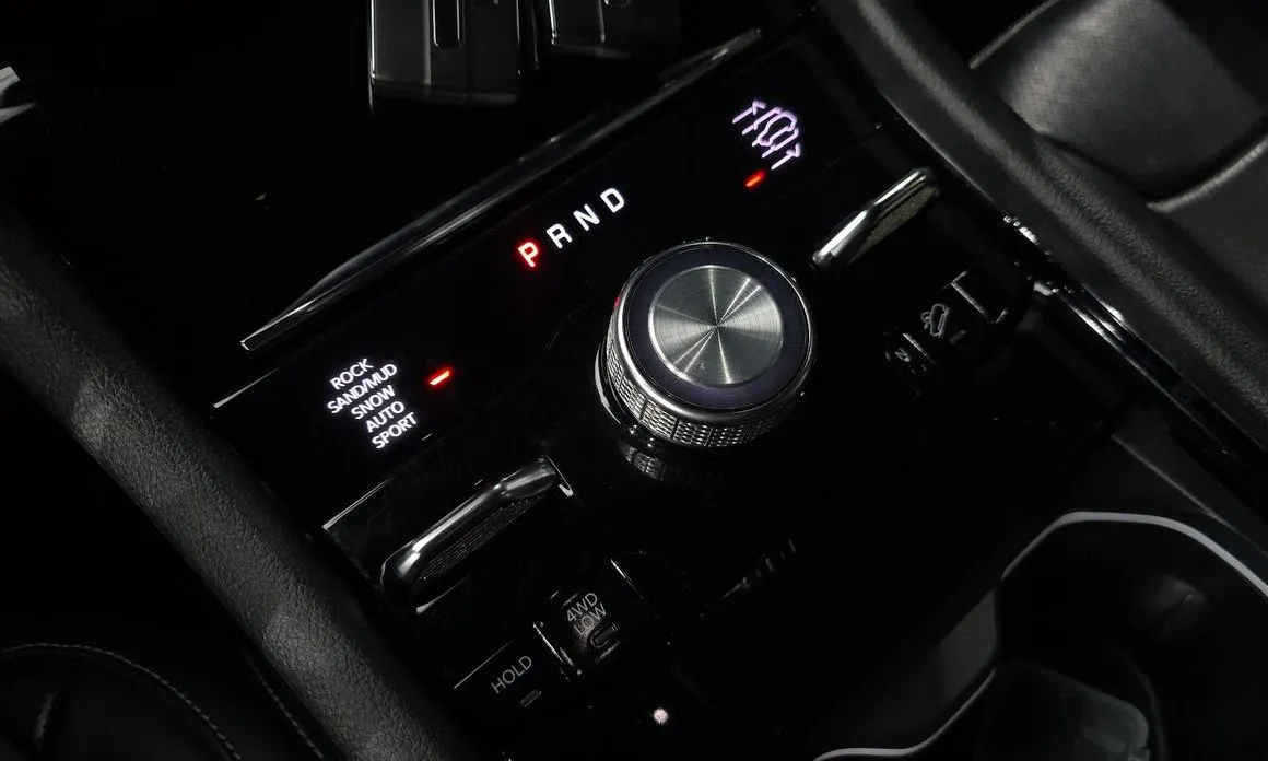 Jeep Cherokee — фото 7