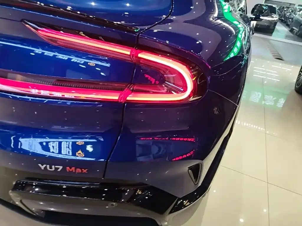 Xiaomi YU7 — фото 4