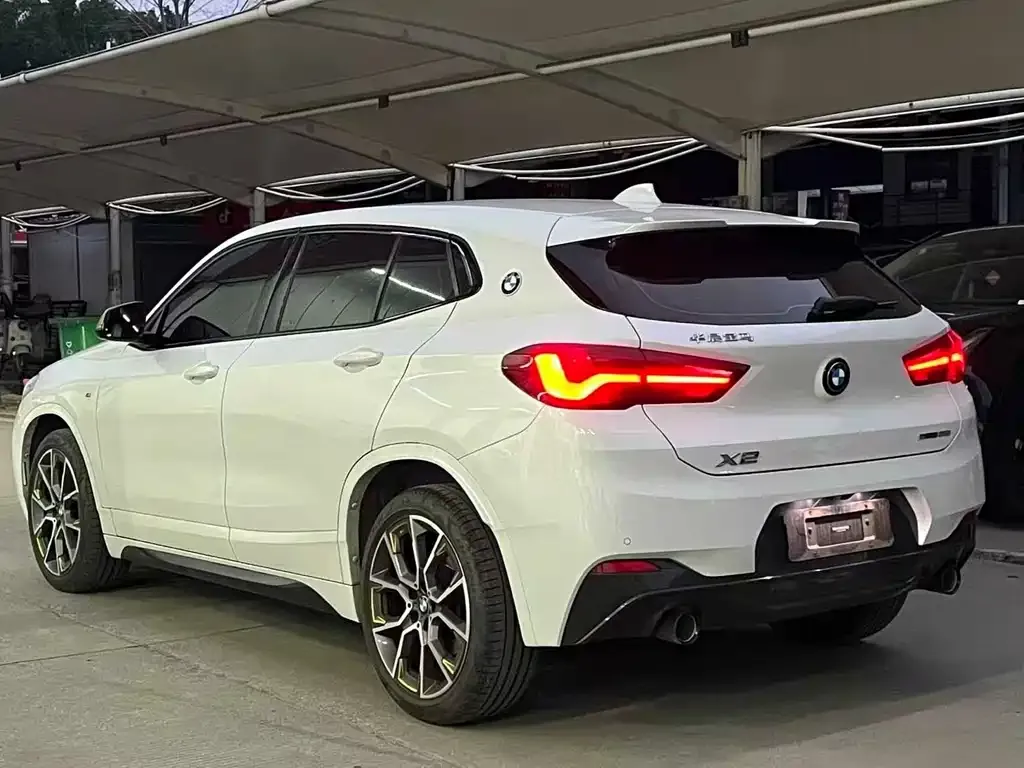 BMW X2 — фото 10