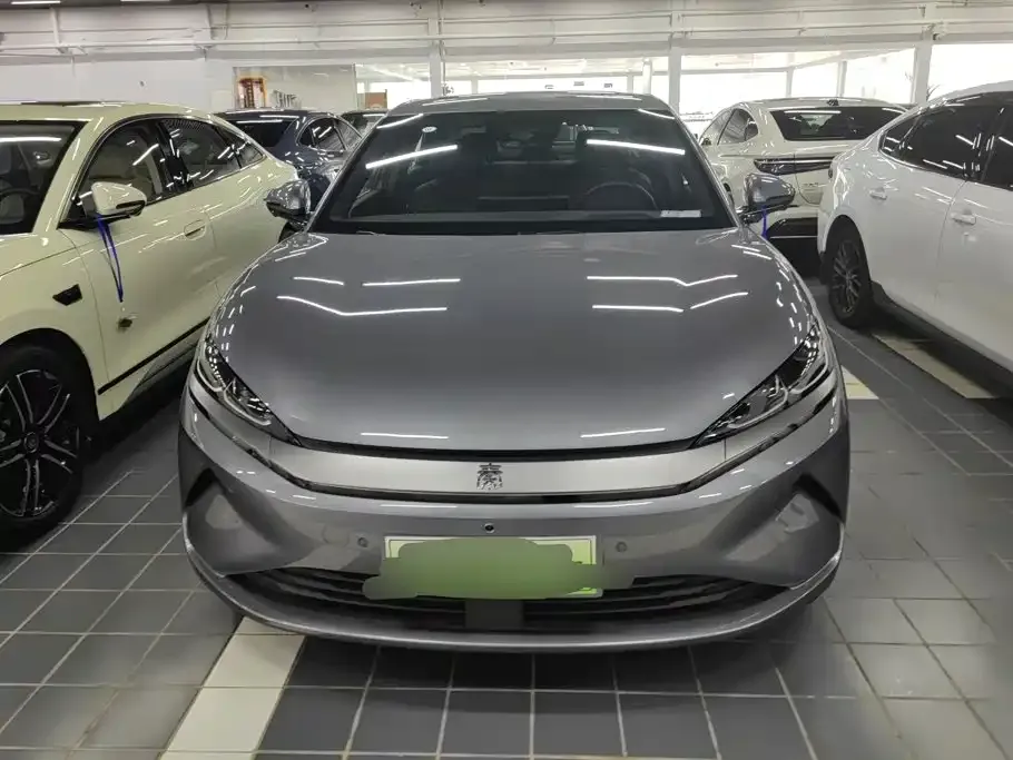 BYD Qin L — фото 10