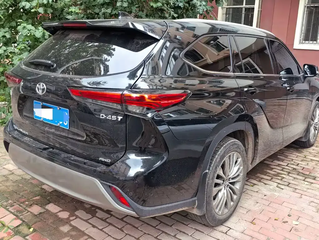 Toyota Highlander — фото 5