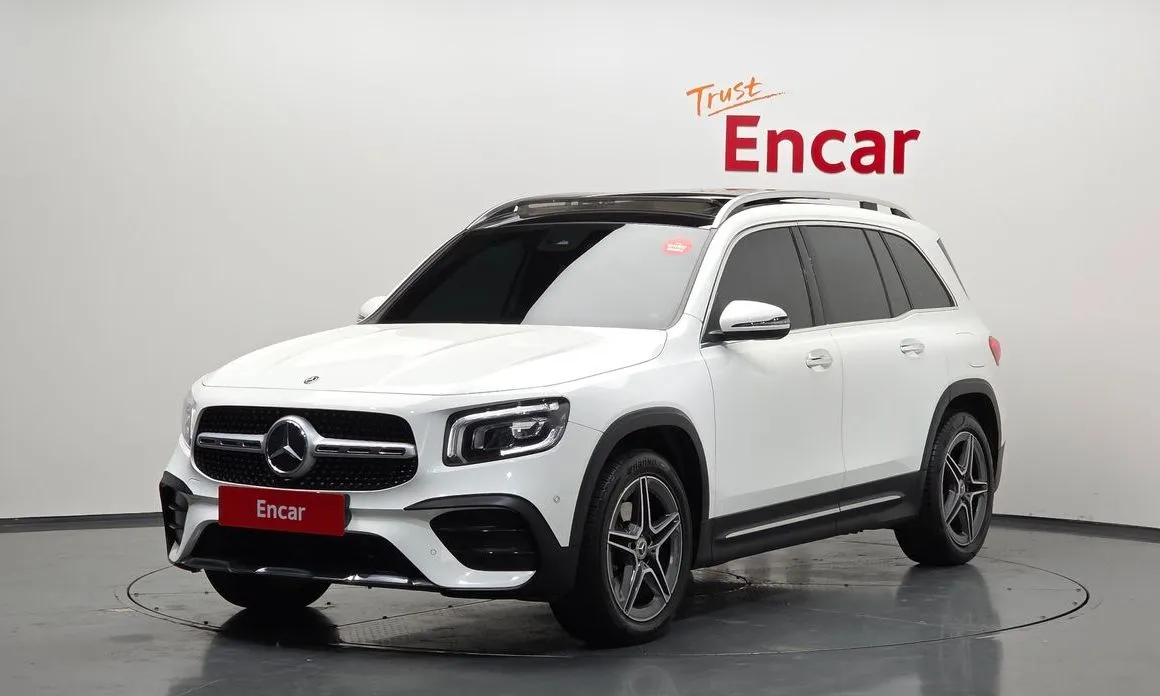 Mercedes-Benz GLB-Class — фото 1