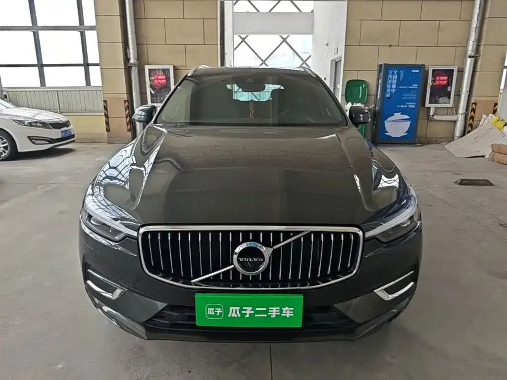 Volvo XC60 — фото 4