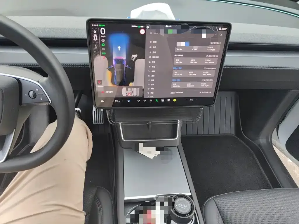 Tesla Model Y — фото 8