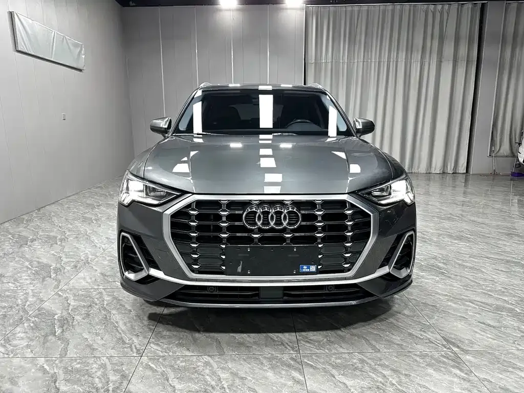 Audi Q3 — фото 4