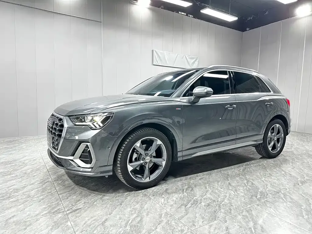 Audi Q3 — фото 8