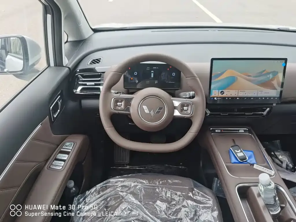 Wuling Starlight 730 New Energy — фото 2