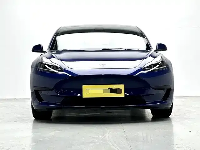 Tesla Model 3 — фото 4