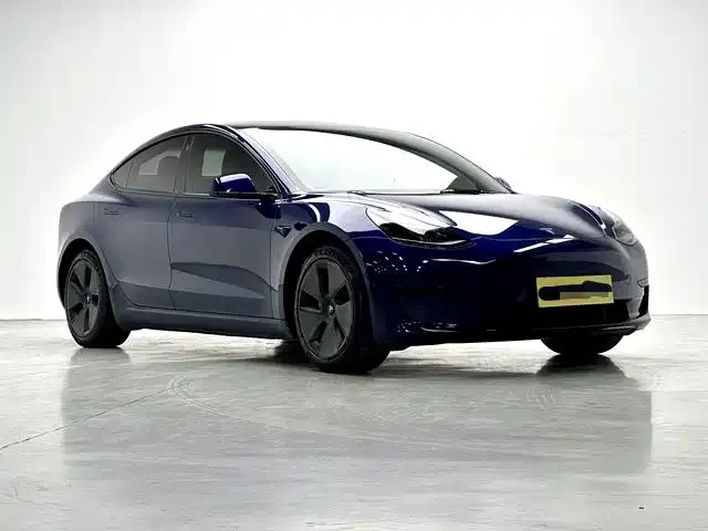 Tesla Model 3 — фото 9