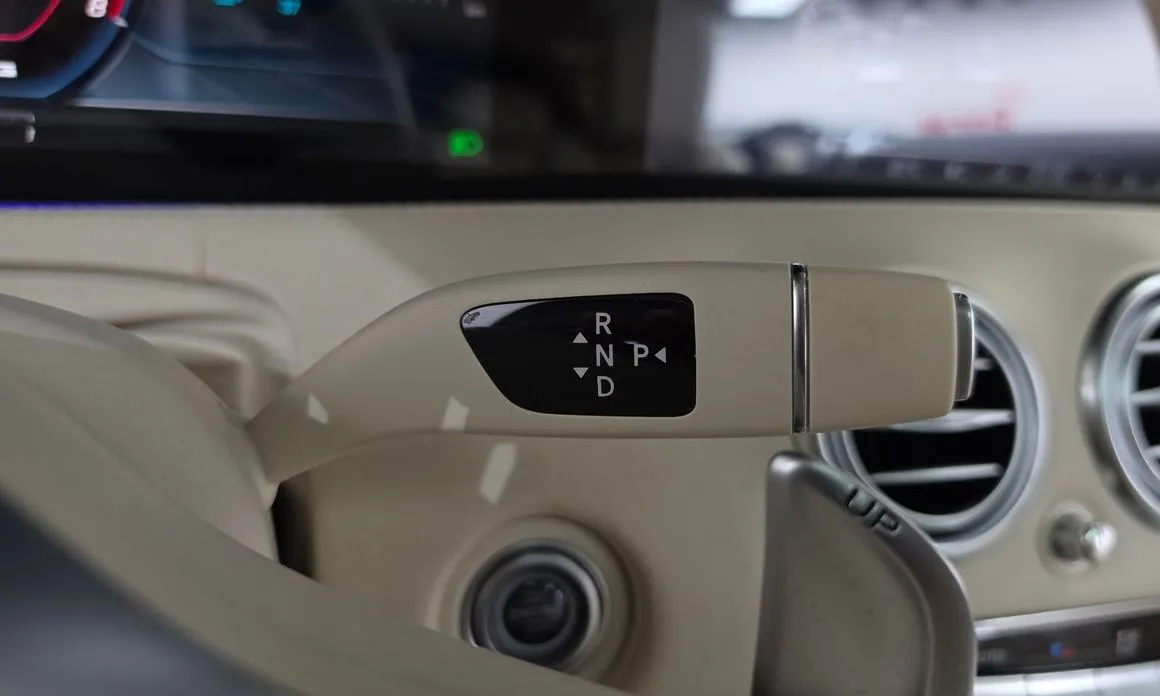 Mercedes-Benz S-Class — фото 2