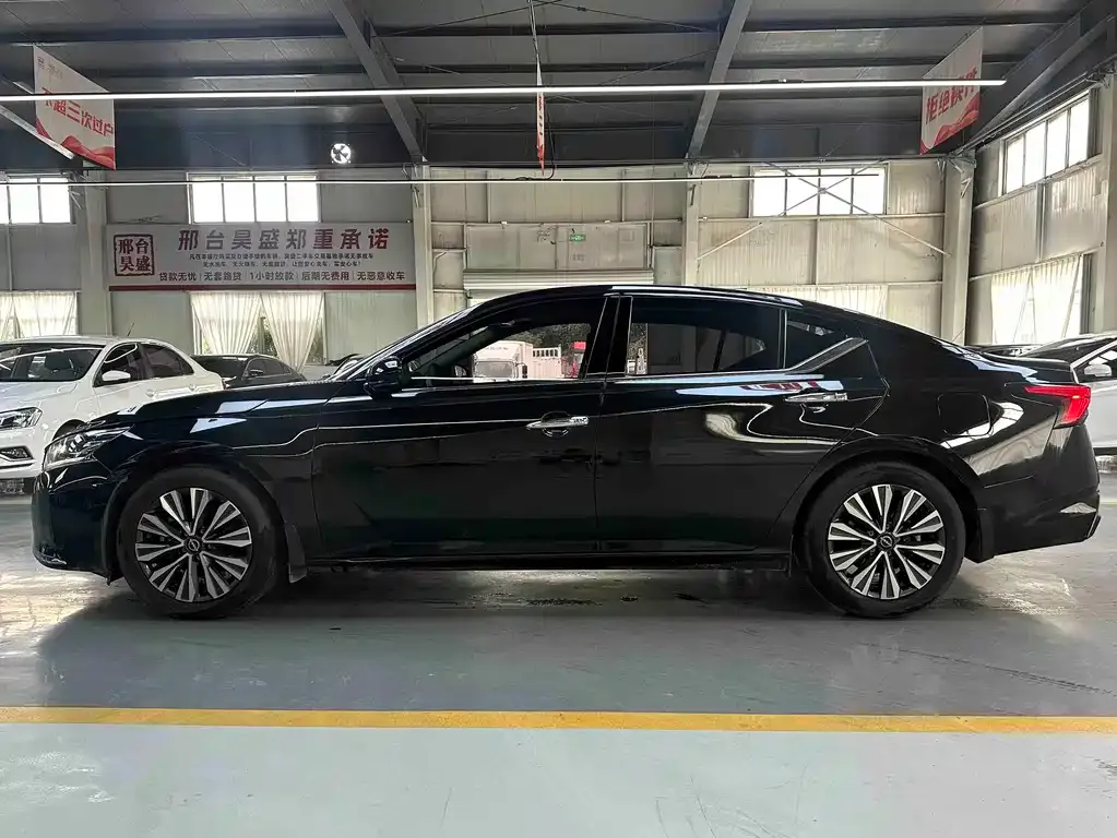 Nissan Teana — фото 6