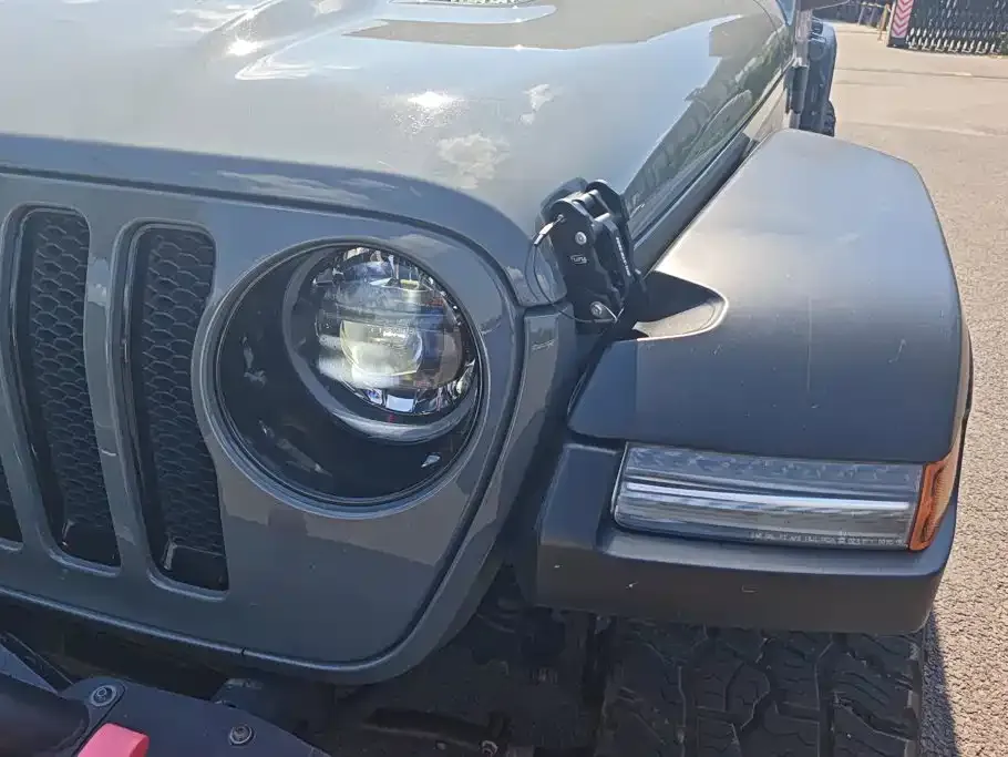 Jeep Wrangler — фото 2
