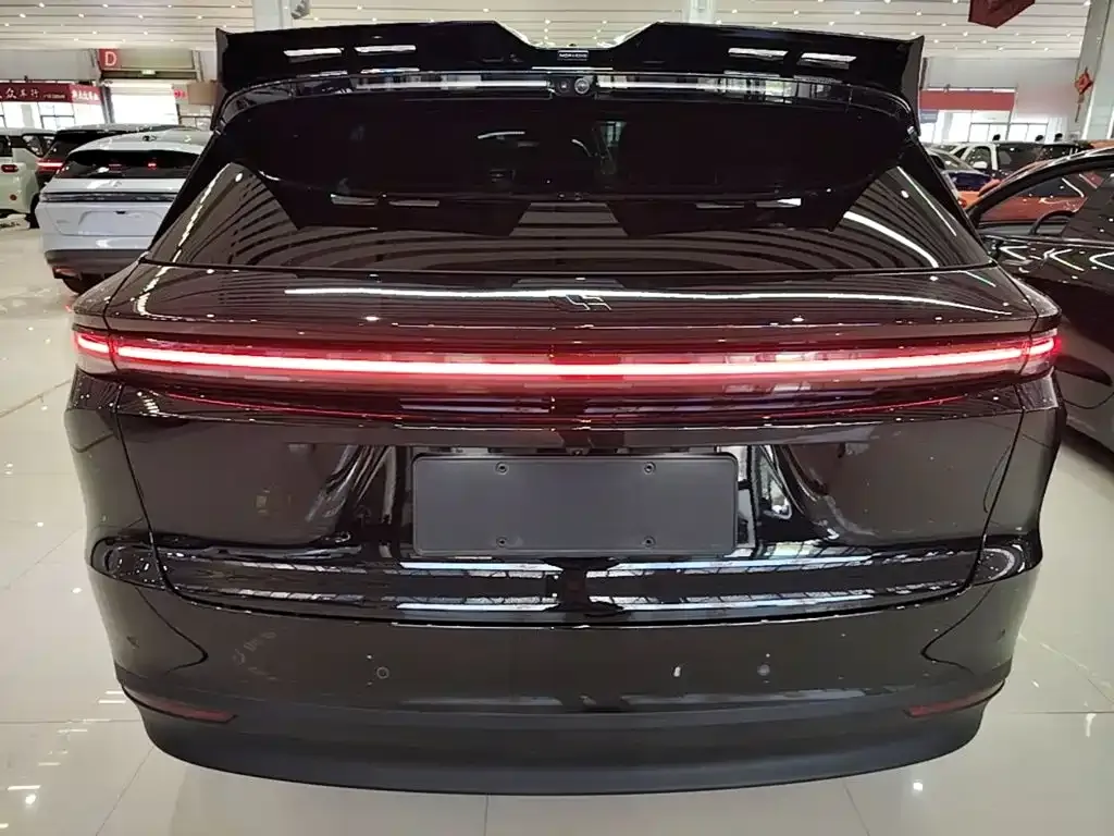 Li Auto i6 — фото 6