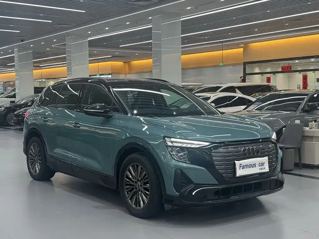 Audi Q5 e-tron — фото 4