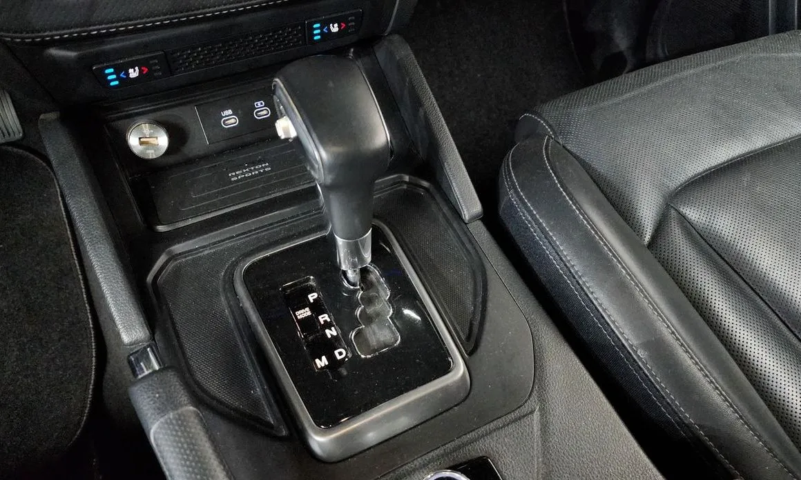 KG Mobility (Ssangyong) Rexton — фото 9