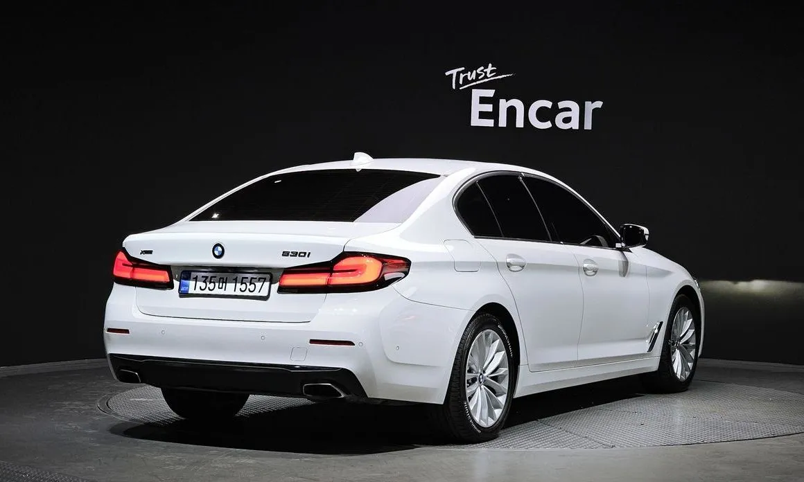 BMW 5-Series — фото 2