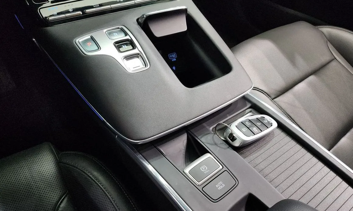 Hyundai Grandeur — фото 10
