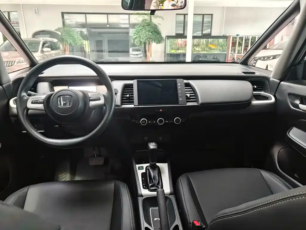 Honda Fit — фото 3