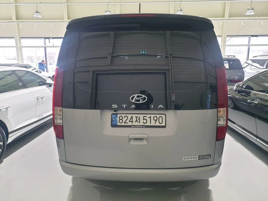 Hyundai Staria — фото 4