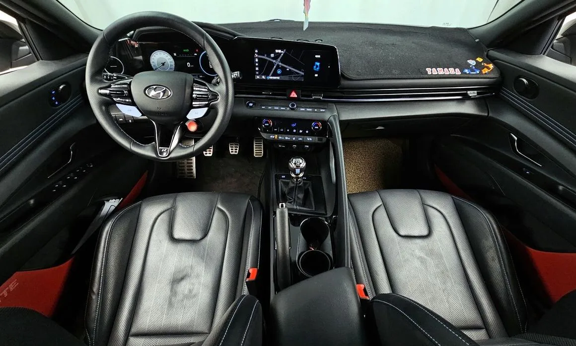 Hyundai AVANTE — фото 5