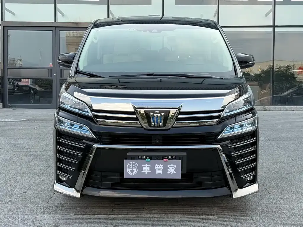 Toyota Vellfire — фото 5