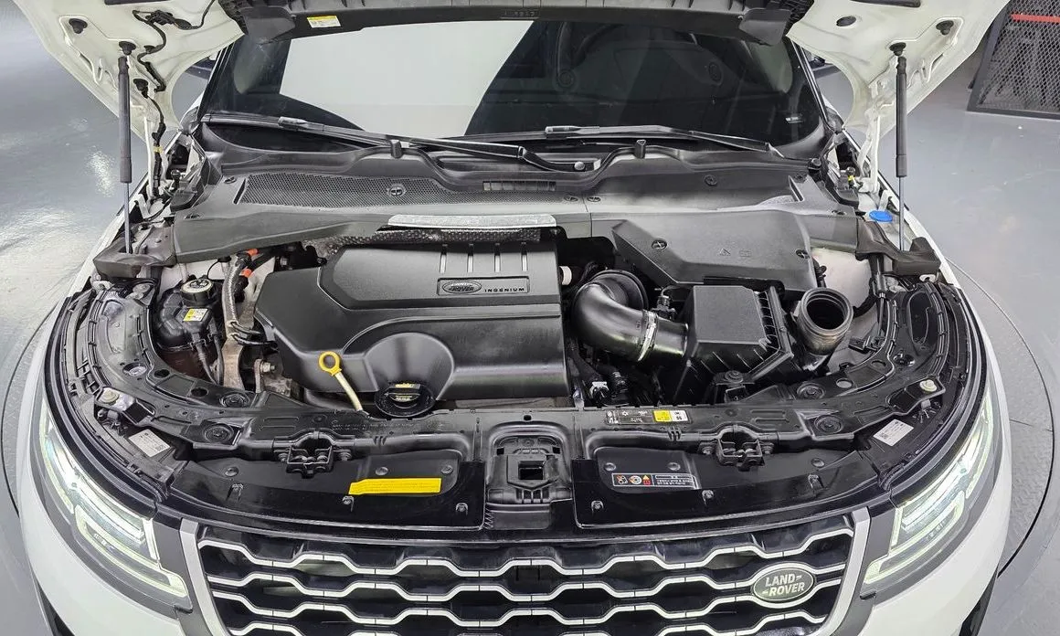 Land Rover Range Rover Evoque — фото 10