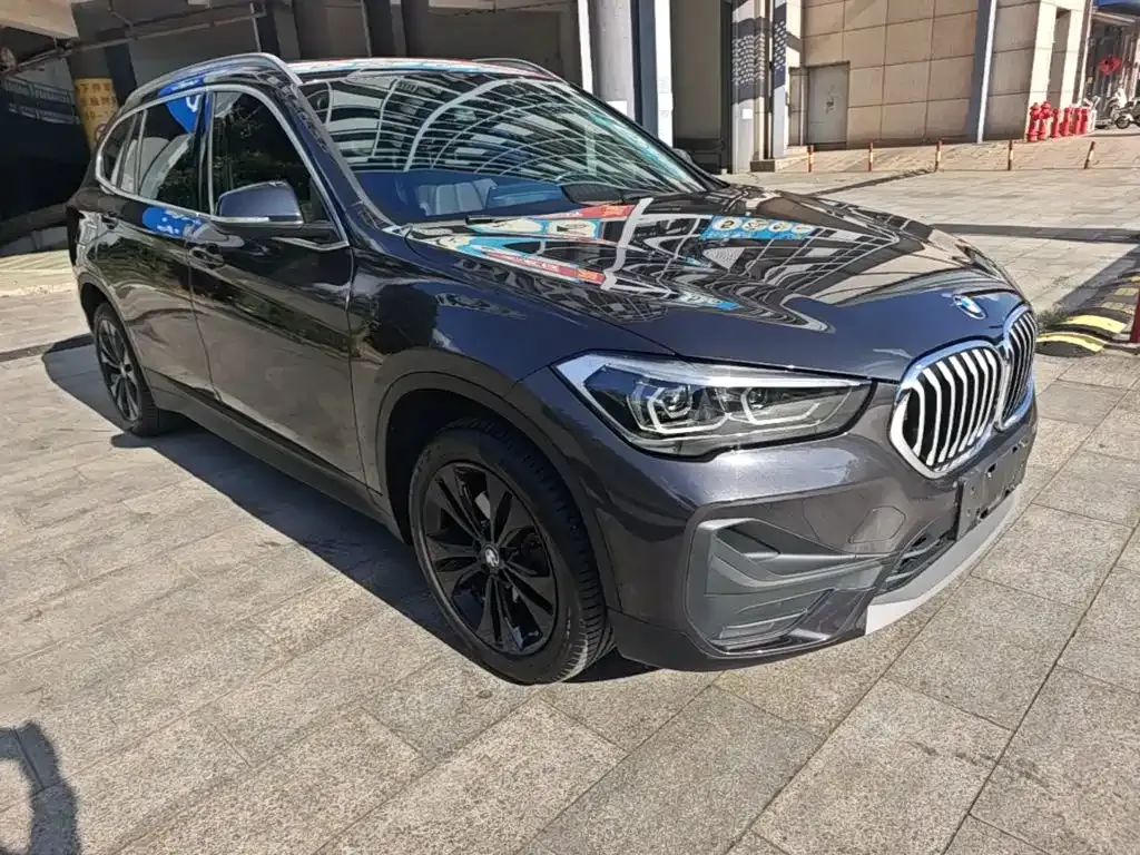 BMW X1 — фото 4