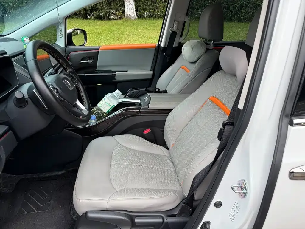 Honda Odyssey — фото 10