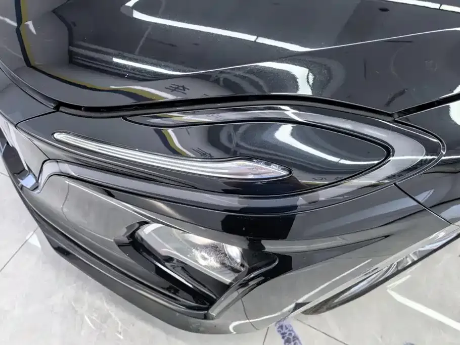 Hongqi E-QM5 — фото 9