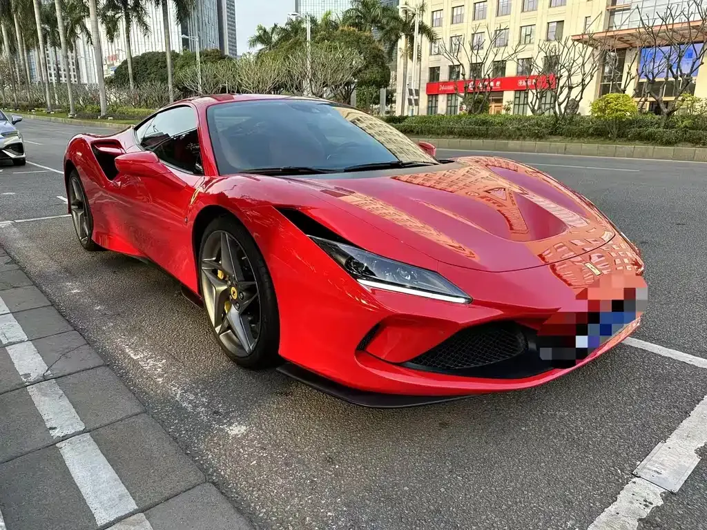 Ferrari F8 — фото 1