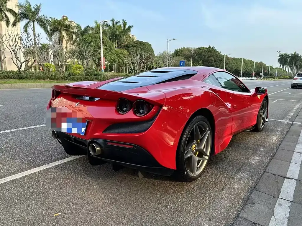 Ferrari F8 — фото 4