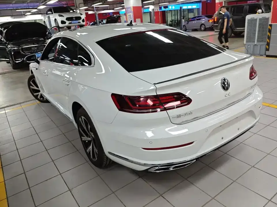 Volkswagen CC — фото 8
