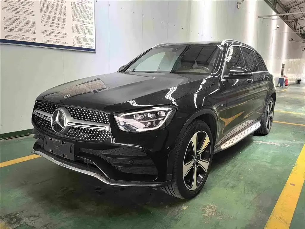 Mercedes-Benz GLC — фото 1