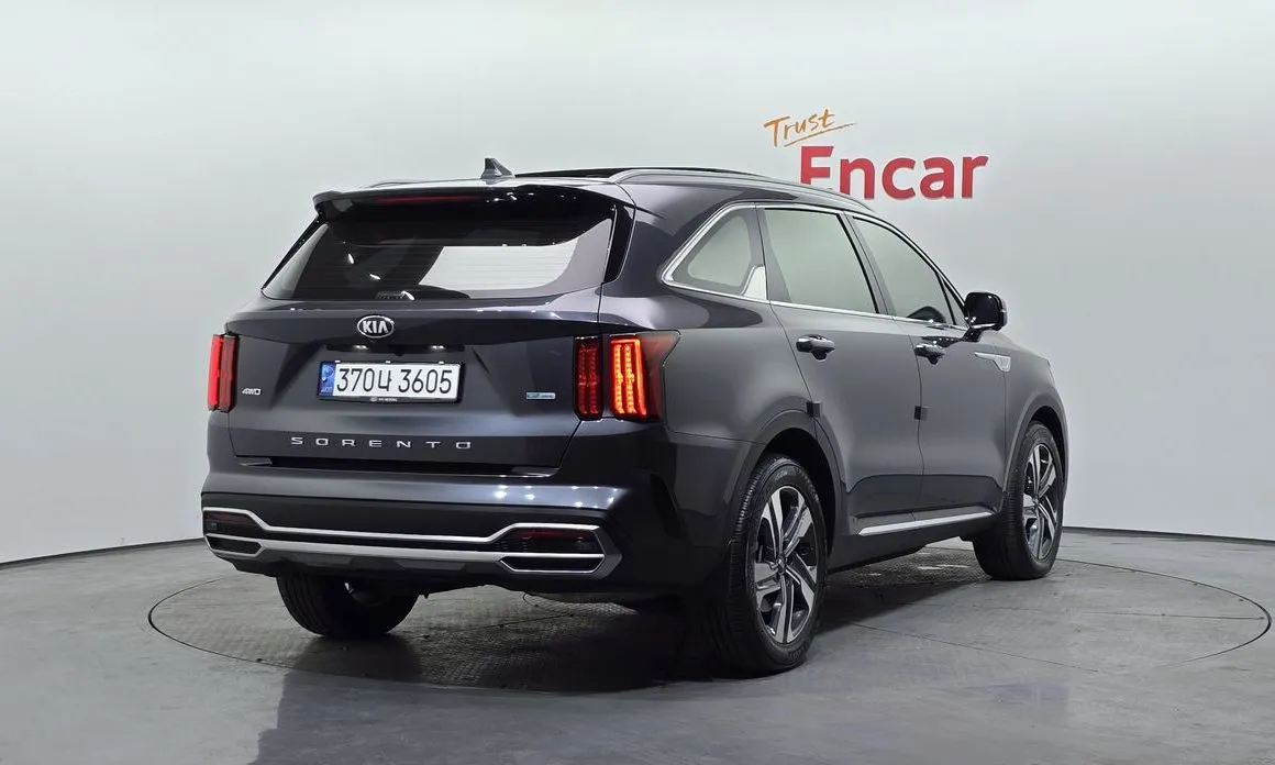 Kia Sorento — фото 6