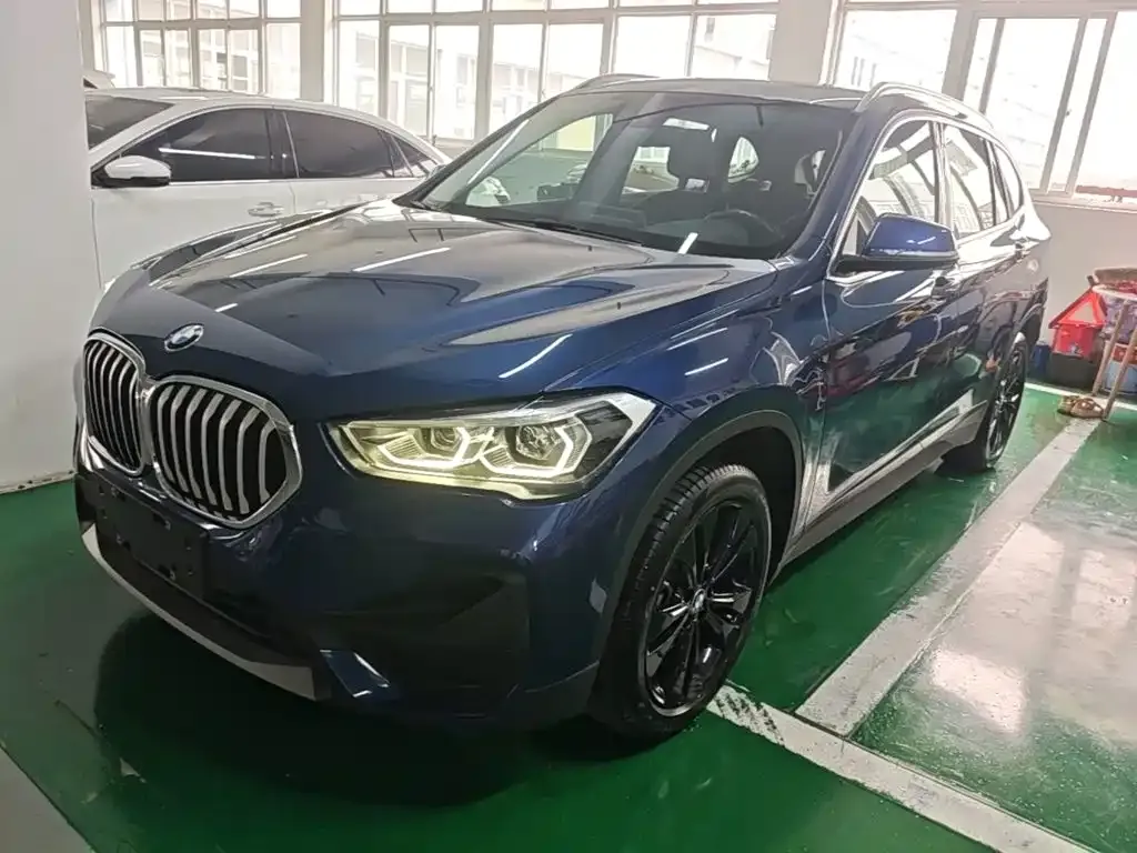 BMW X1 — фото 3