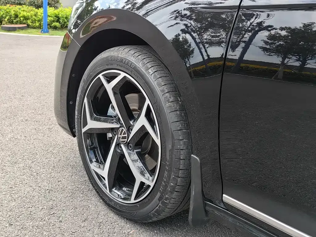 Volkswagen Passat — фото 5