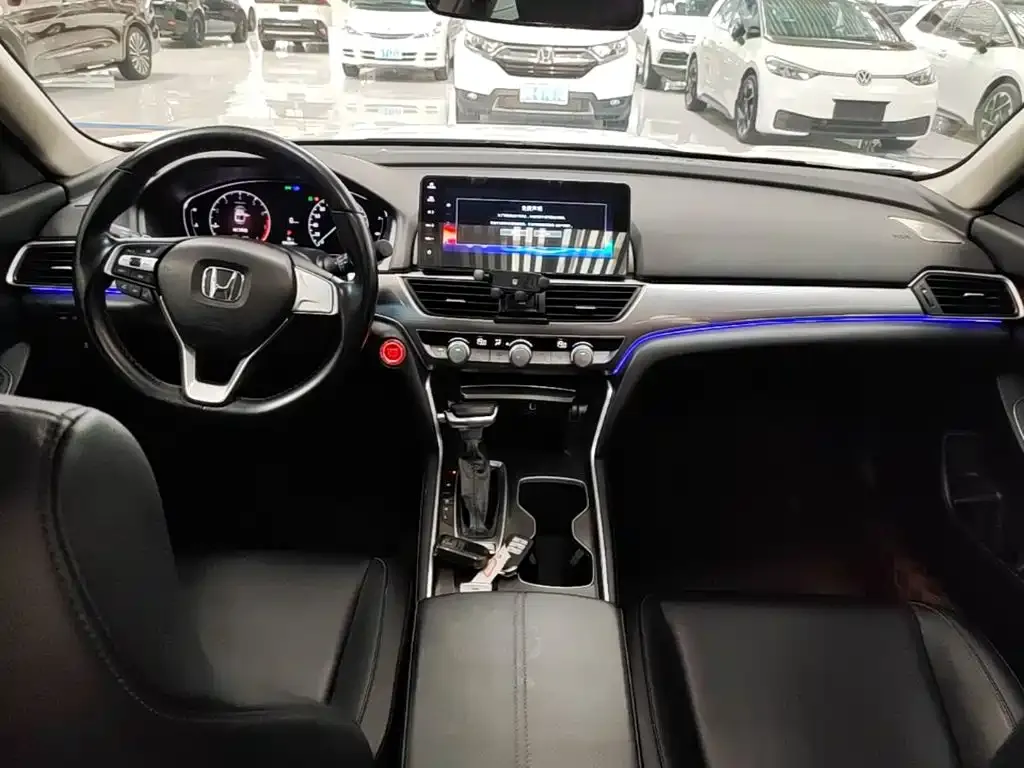 Honda Accord — фото 6