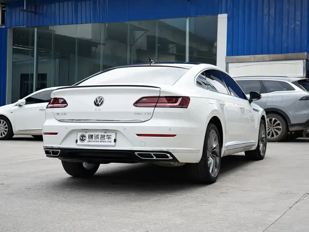 Volkswagen CC — фото 5