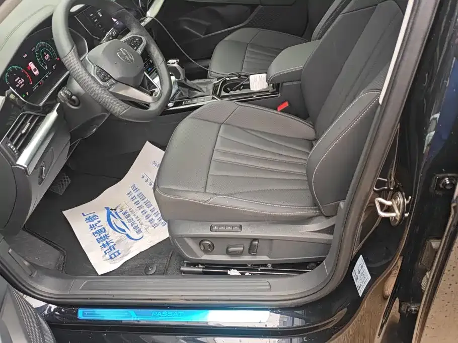 Volkswagen Passat — фото 7