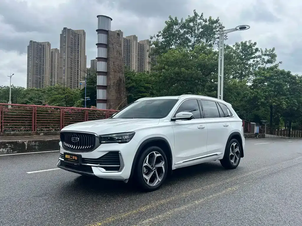Geely Xingyue L — фото 10