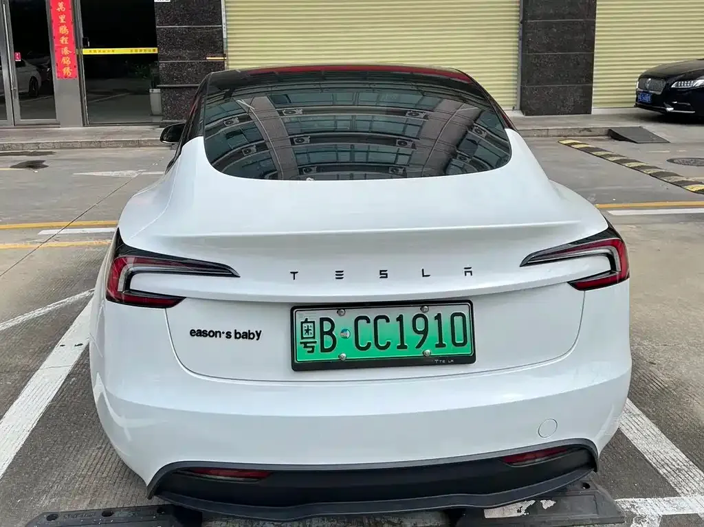 Tesla Model 3 — фото 6