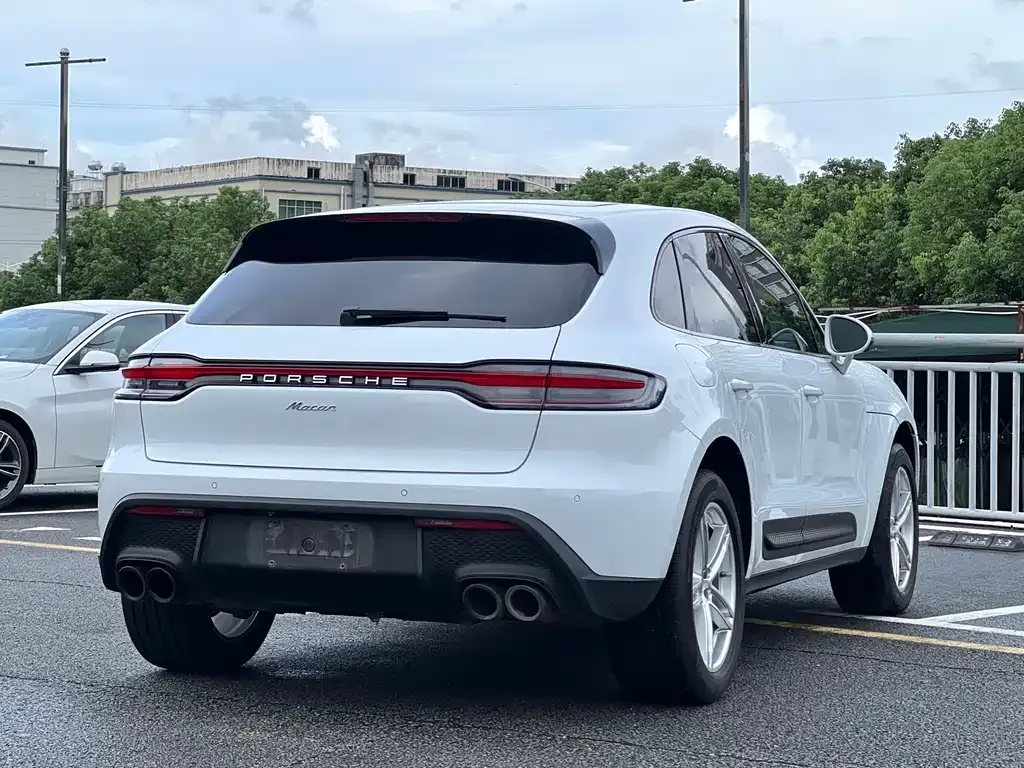 Porsche Macan — фото 7