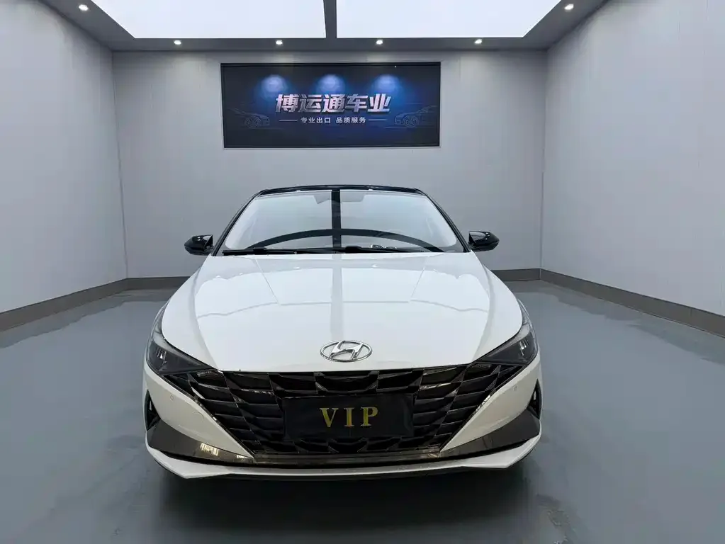 Hyundai Elantra — фото 4