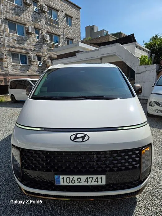 Hyundai Staria — фото 1