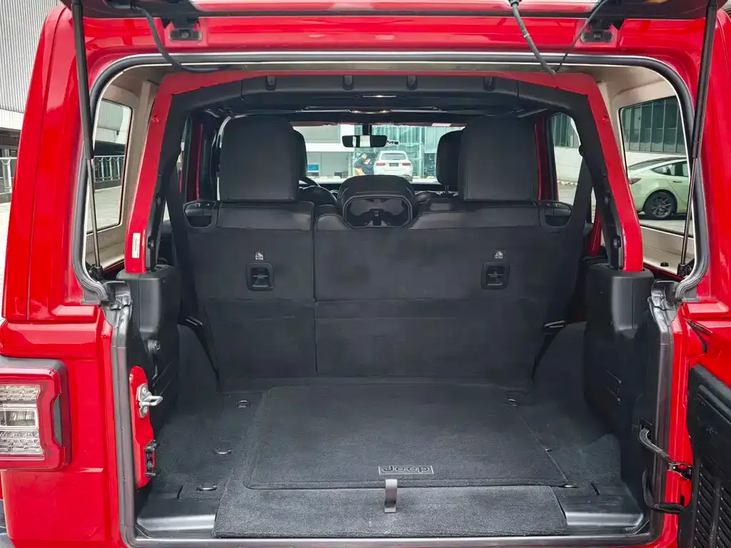 Jeep Wrangler — фото 4