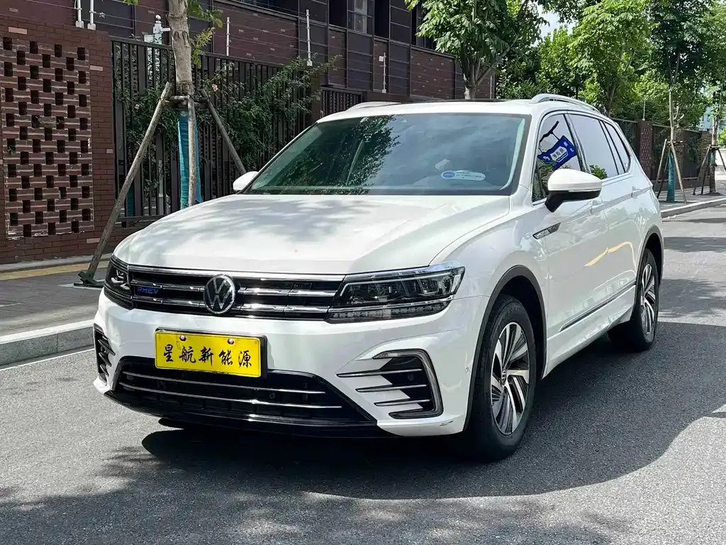 Volkswagen 途观L插电混动 — фото 1