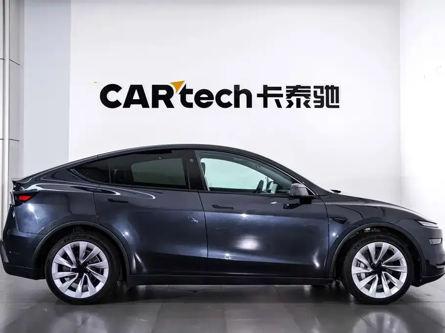Tesla Model Y — фото 4