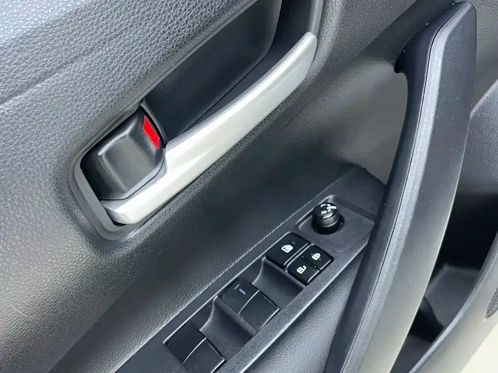 Toyota Levin — фото 10